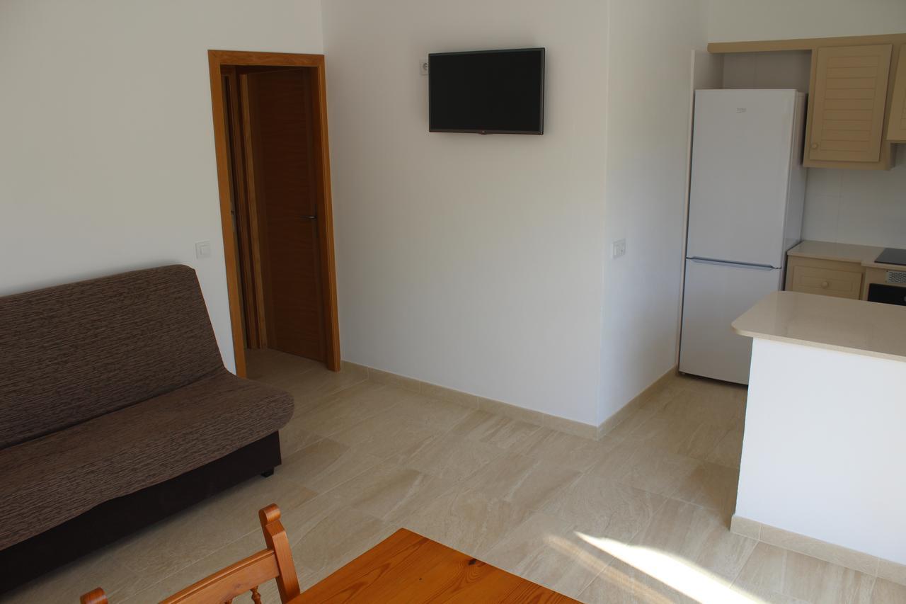 Apartamentos Rayma I-Ii-Iii Cala Blanca  Exterior foto